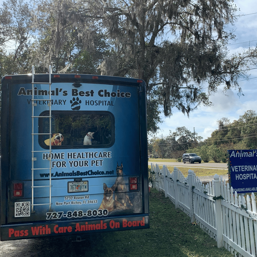 Animal's Best Choice Mobile Service clinic sign